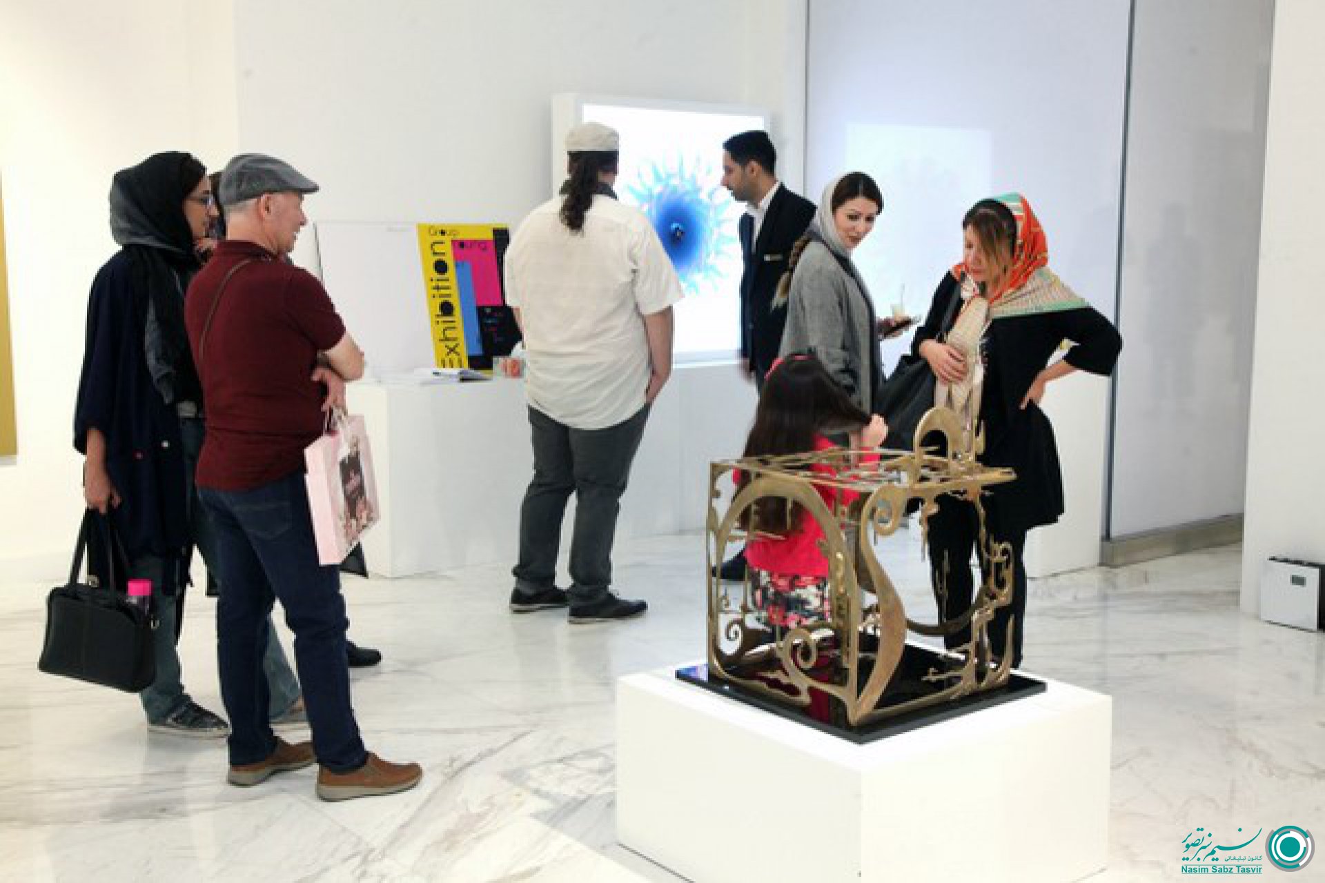 مستند سازی و عکاسی از نمایشگاه هنر جوان
