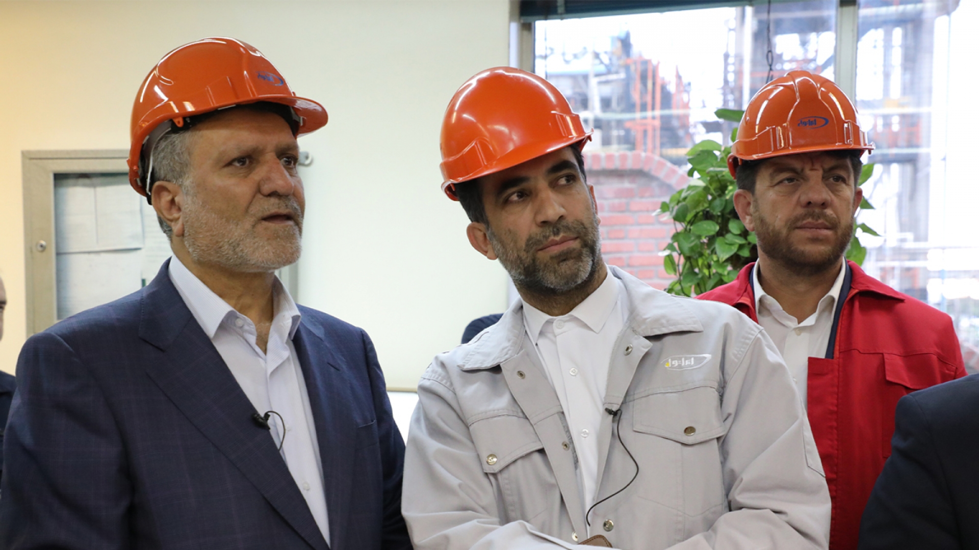 برگزاری مراسم بازدید وزیر تعاون کار و رفاه اجتماعی از شرکت نفت ایرانول