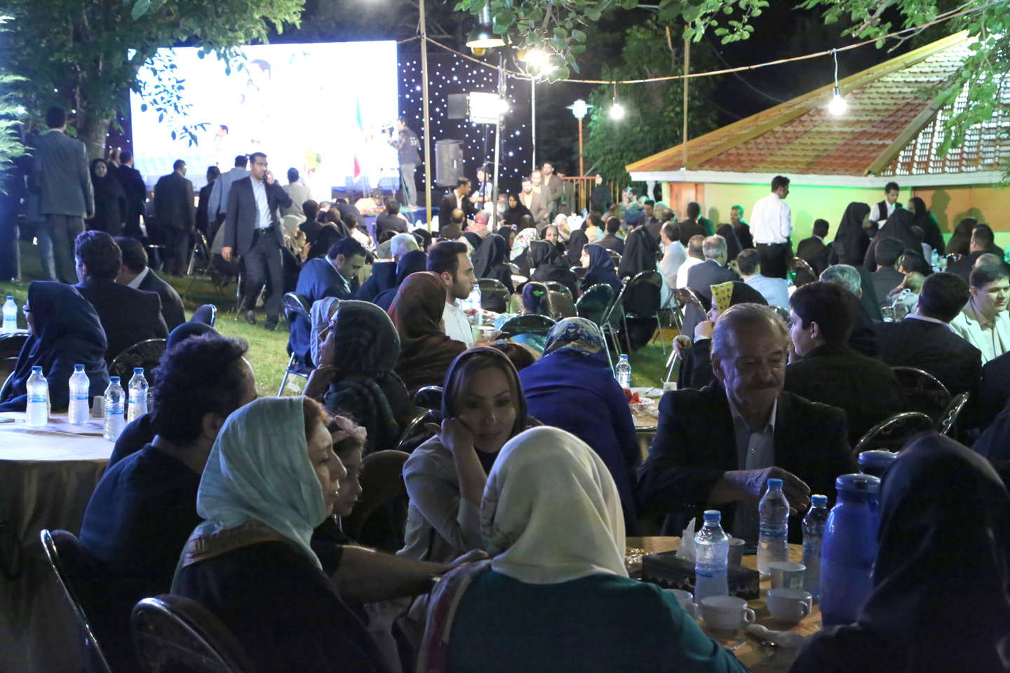 حضور جمعی از هنرمندان