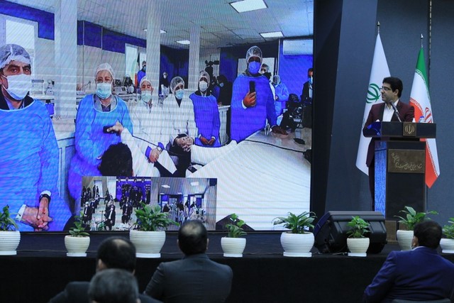 با اجرای احمد اکبرنژاد و پوشش تصویری زنده آنلاین